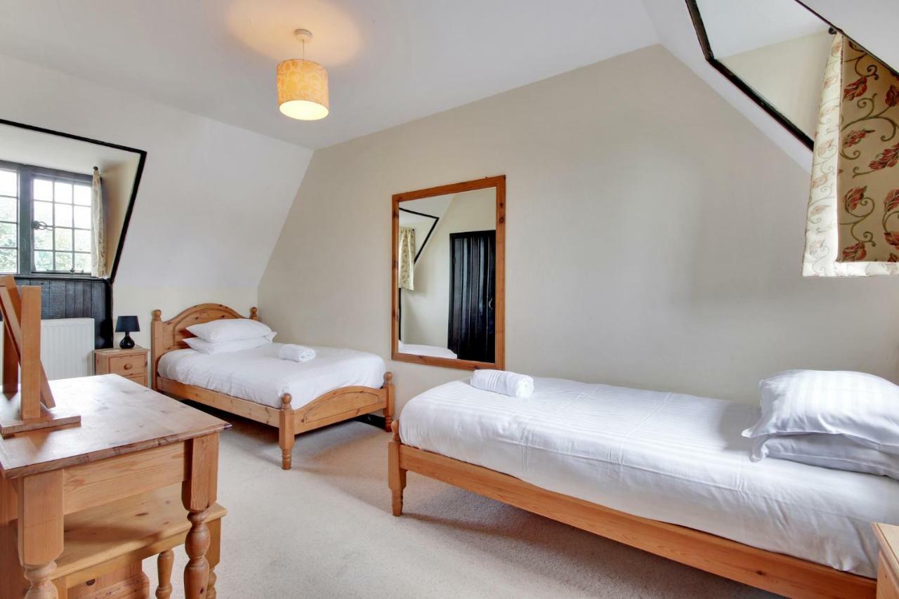 Lympne Castle Cottages Hythe  Dış mekan fotoğraf
